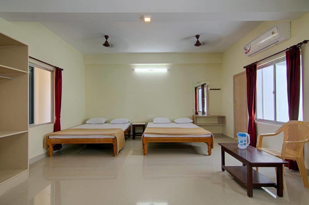 Ganesh Residency Hotel Pondicherry Exterior foto