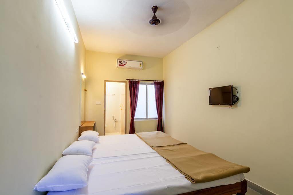 Ganesh Residency Hotel Pondicherry Exterior foto